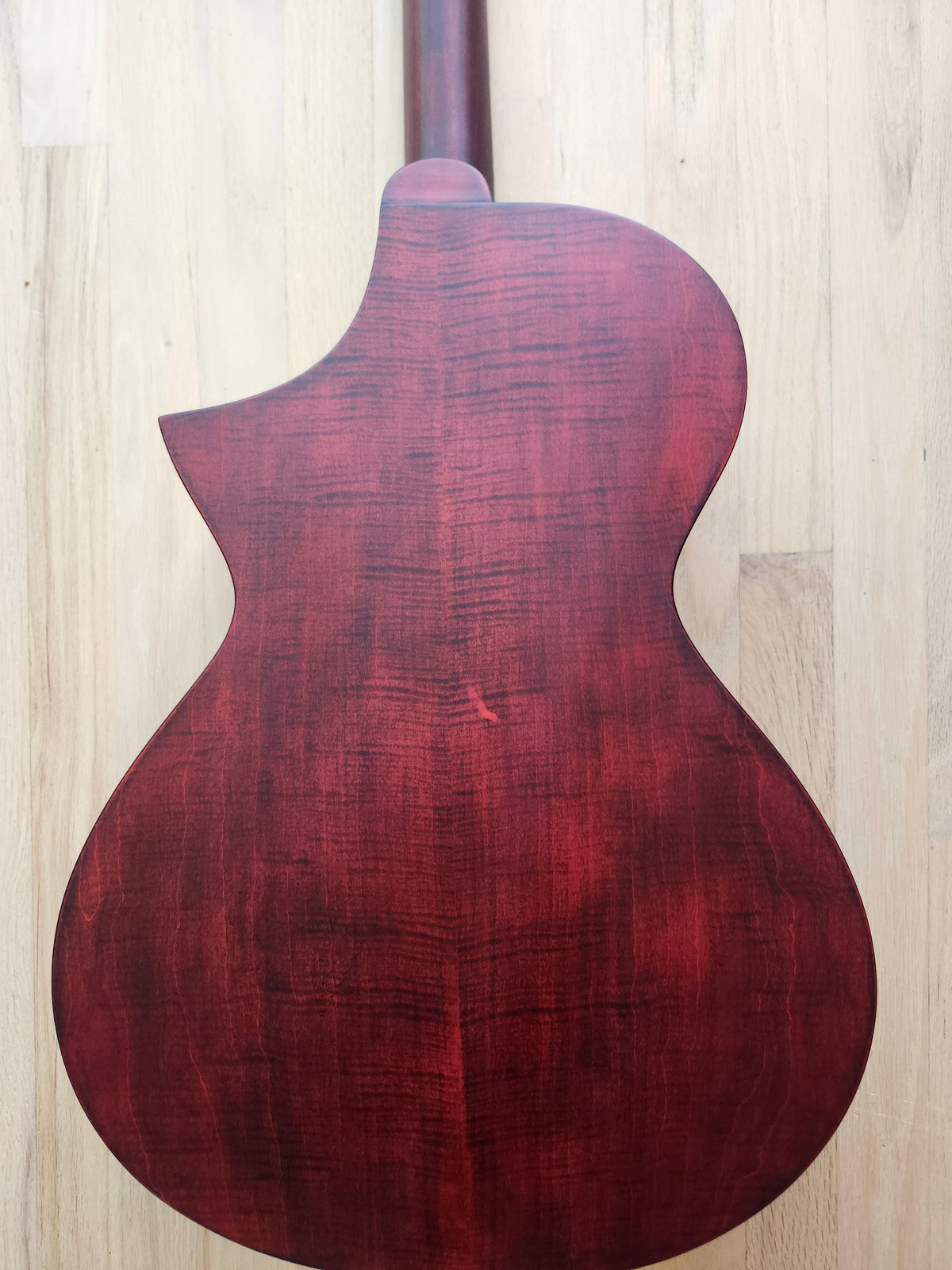 Bajo Quinto B-476DR