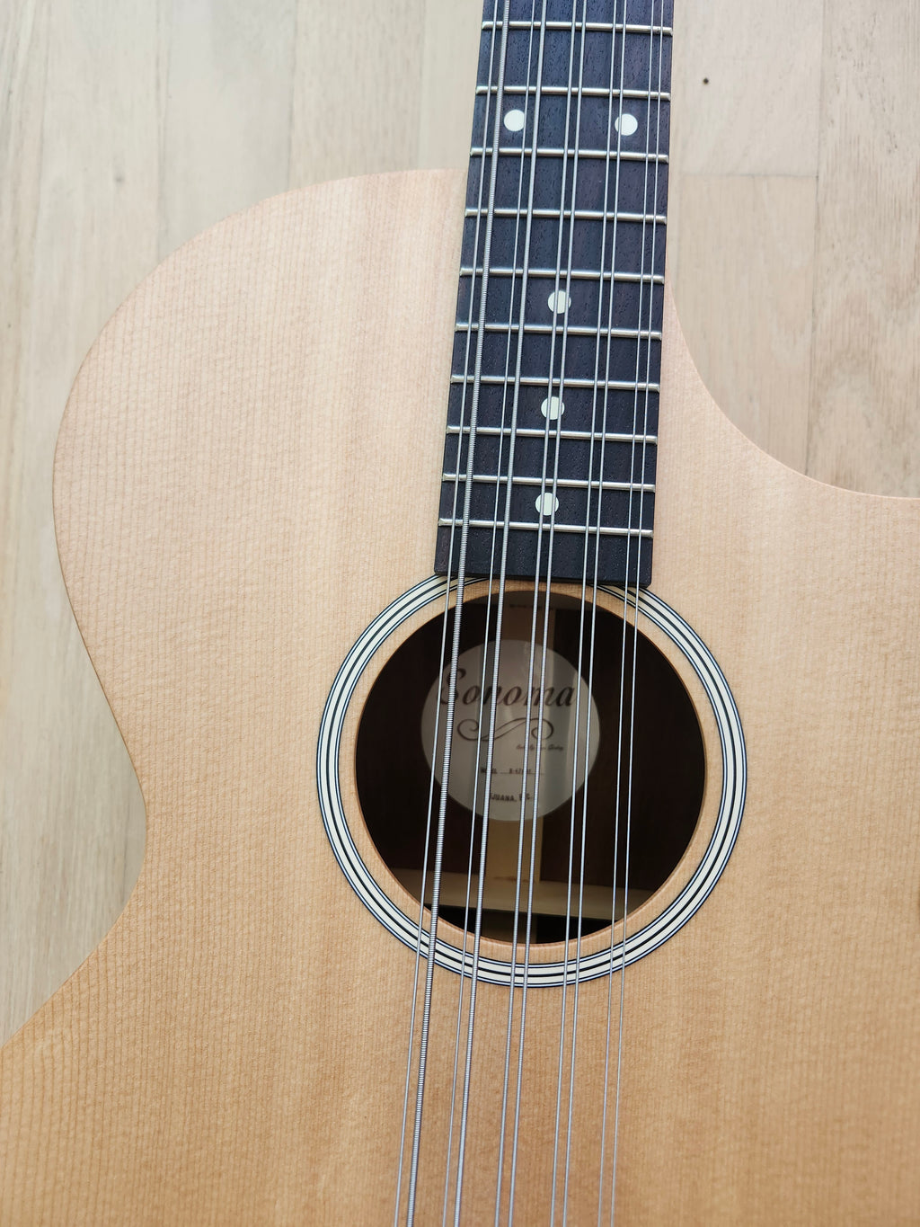Bajo Quinto B-476NT