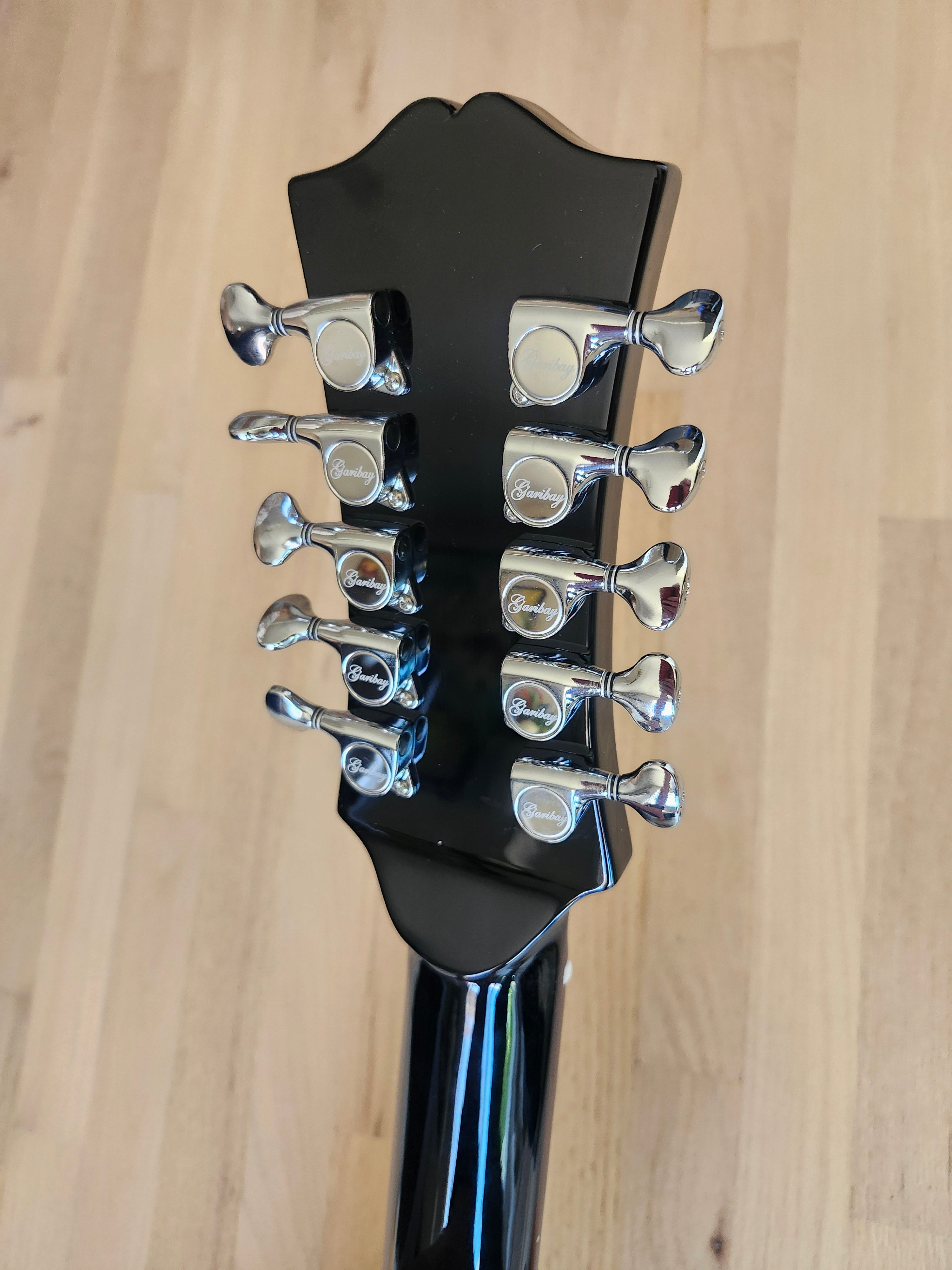 Bajo Quinto B-476BK